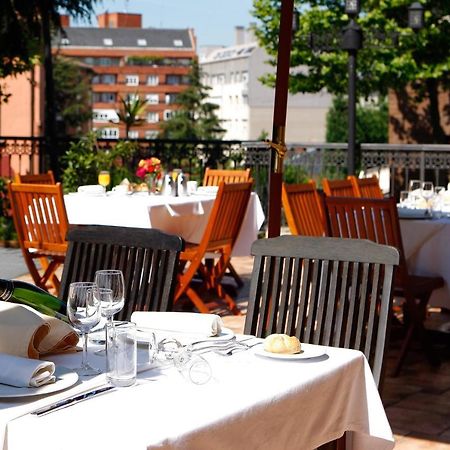 Ayre Hotel Alfonso II Oviedo Esterno foto