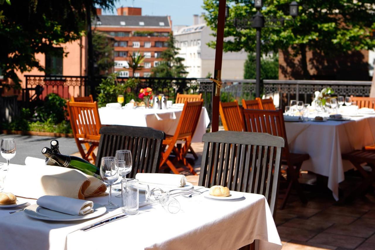 Ayre Hotel Alfonso II Oviedo Esterno foto
